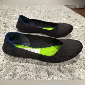 Rothy’s The Flat in Black Size 6